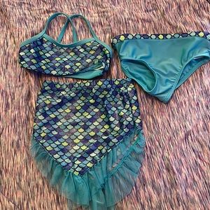 Size 2t girls two piece swimsuit with cover up